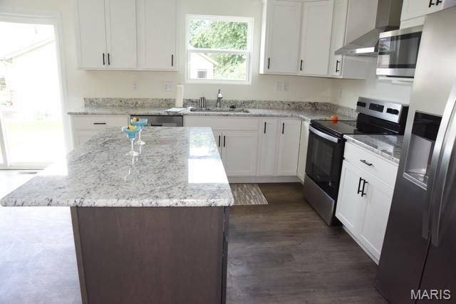 3160 Birmingham Drive, Glen Carbon, IL 62034