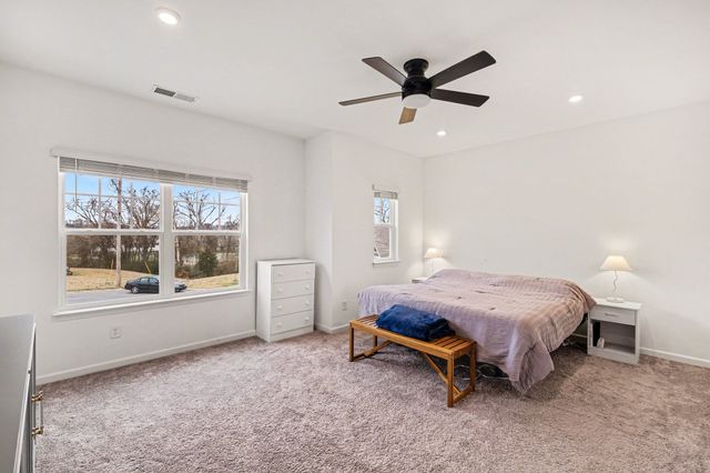 2304 Madeline Ct, Columbia, TN 38401