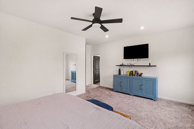 2304 Madeline Ct, Columbia, TN 38401