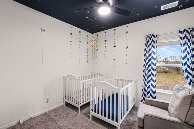 2304 Madeline Ct, Columbia, TN 38401