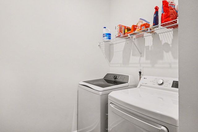 2304 Madeline Ct, Columbia, TN 38401