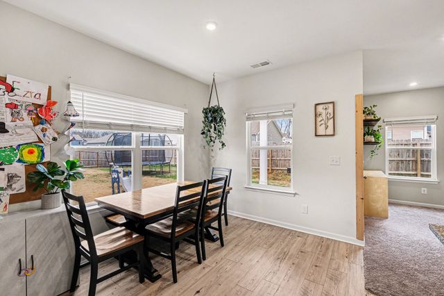 2304 Madeline Ct, Columbia, TN 38401