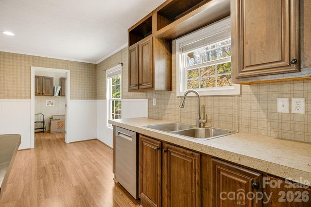 403 Youngs Gap Road, Fletcher, NC 28732