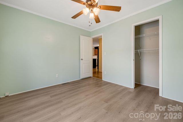 403 Youngs Gap Road, Fletcher, NC 28732