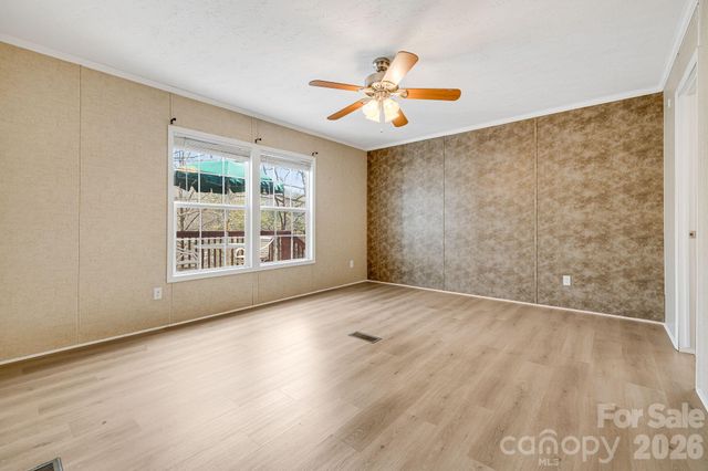 403 Youngs Gap Road, Fletcher, NC 28732