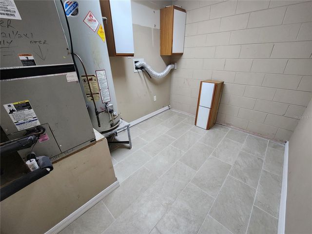 6913 LONG NEEDLE COURT, Orlando, FL 32822