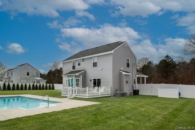 65 Doane Avenue, Bellport, NY 11713