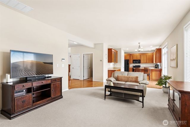 6810 83rd Street Ct E, Puyallup, WA 98371