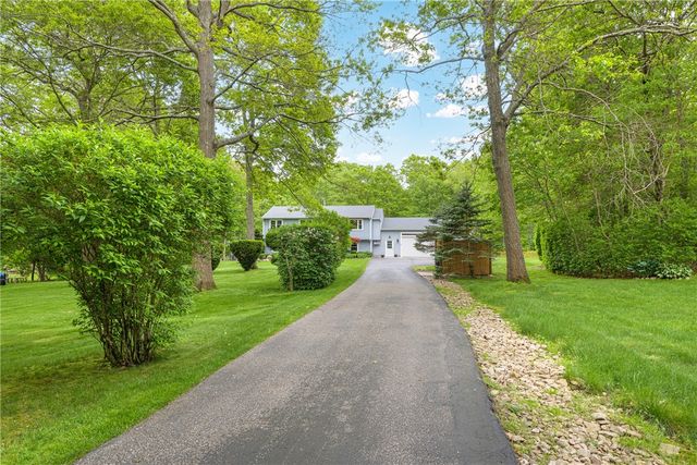 101 Huckleberry Road, North Kingstown, RI 02852