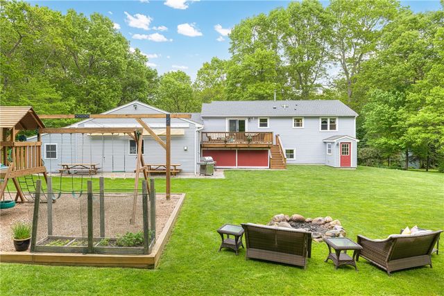 101 Huckleberry Road, North Kingstown, RI 02852
