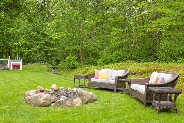 101 Huckleberry Road, North Kingstown, RI 02852