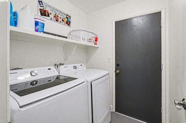 80 Mandeville Ct, Oakley, CA 94561