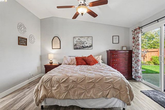 80 Mandeville Ct, Oakley, CA 94561