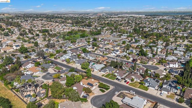 80 Mandeville Ct, Oakley, CA 94561