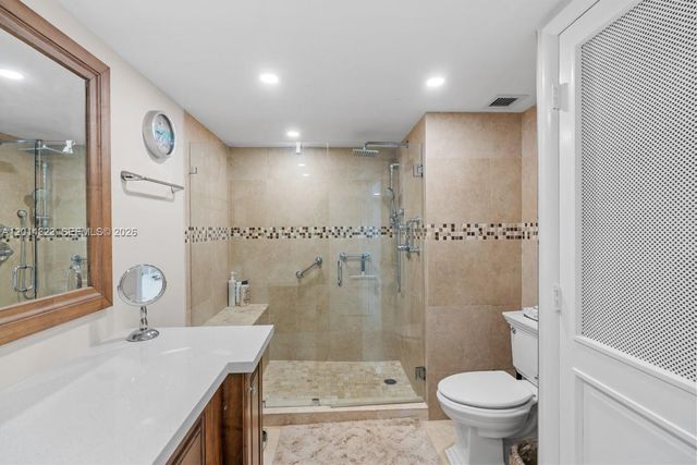 2100 S Ocean Ln 1704, Fort Lauderdale, FL 33316