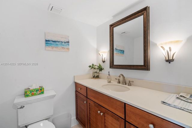 2100 S Ocean Ln 1704, Fort Lauderdale, FL 33316