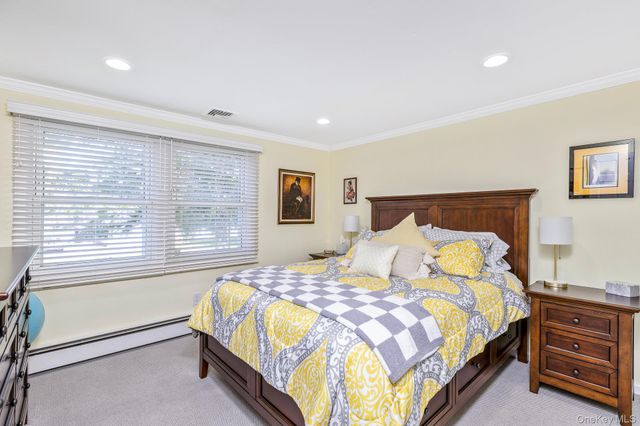 16 Redwood Lane, South Setauket, NY 11720