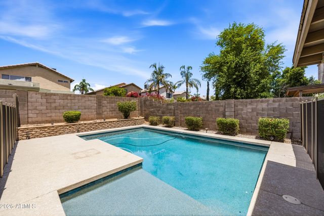 3906 E KIMBERLY Way, Phoenix, AZ 85050