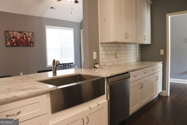 2 Keystone Lane NE, Rome, GA 30161