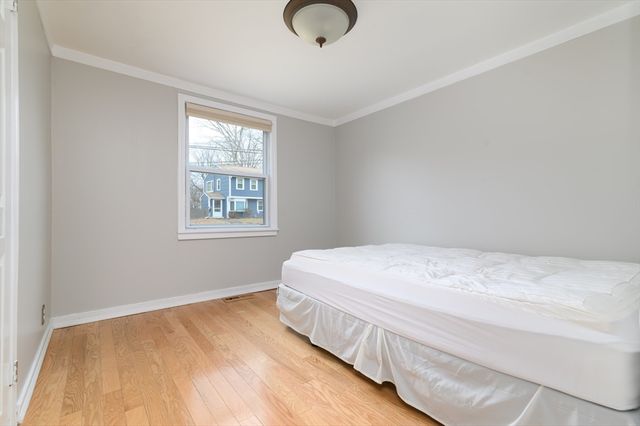 92 Mercury St, Weymouth, MA 02188