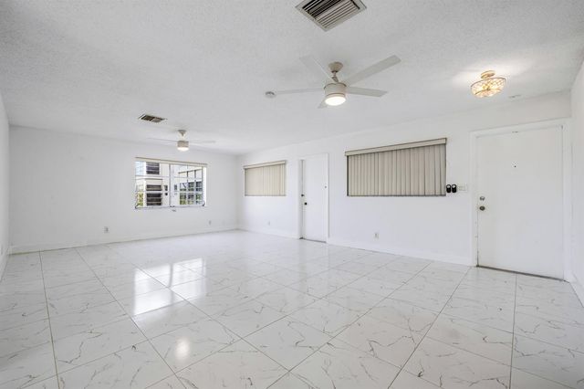 941 Crystal Lake Drive 207, Deerfield Beach, FL 33064