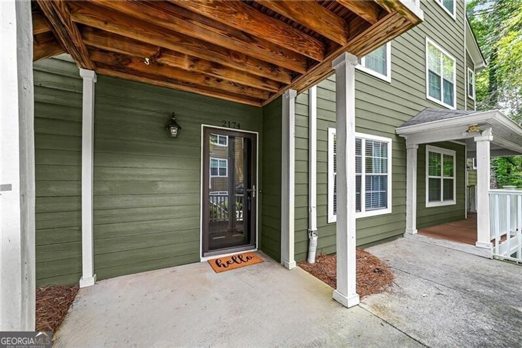 2174 River Heights Court SE, Marietta, GA 30067