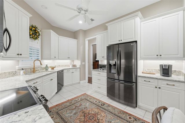 106 JARDIN LANE, Winter Haven, FL 33884