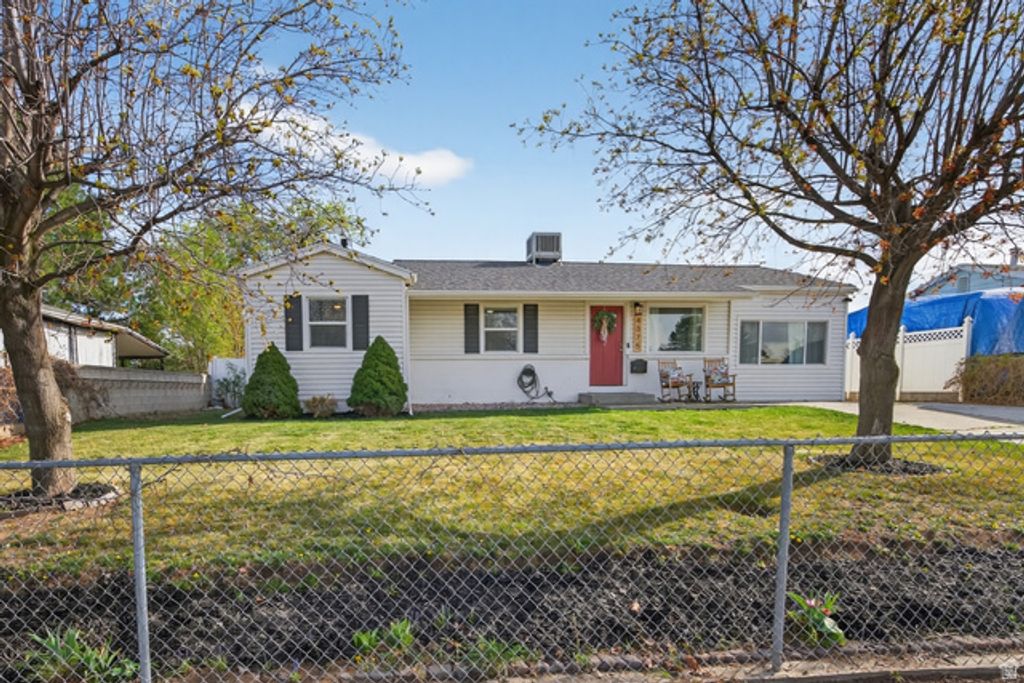 Image 2 of property listing at 4375 W 5135 S, Kearns, UT 84118