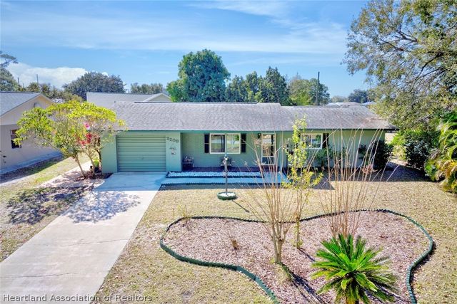 2209 Sunset Drive, Sebring, FL 33870