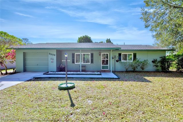 2209 Sunset Drive, Sebring, FL 33870
