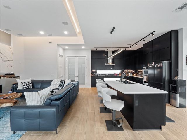 239 HAMPTON LOOP, Davenport, FL 33837