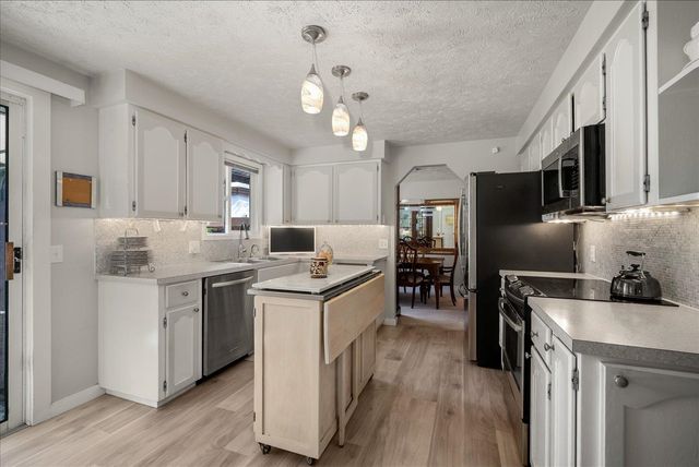 11720 E 35th Ave, Spokane Valley, WA 99206