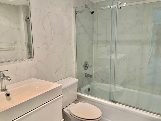 1500 S Ocean Dr 17E, Hollywood, FL 33019