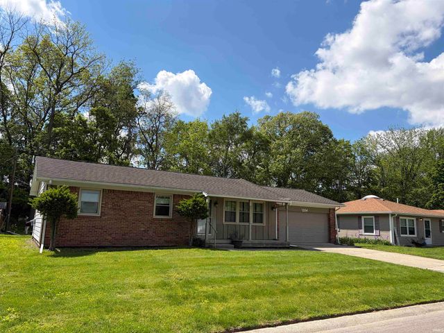 1104 Maxwell Avenue, Monticello, IN 47960