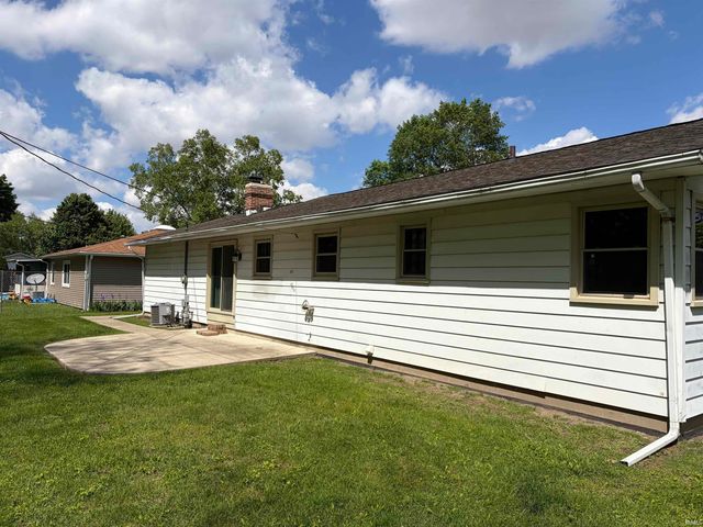 1104 Maxwell Avenue, Monticello, IN 47960