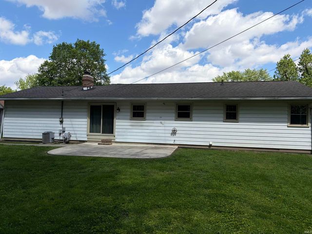 1104 Maxwell Avenue, Monticello, IN 47960