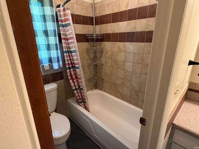 1104 Maxwell Avenue, Monticello, IN 47960