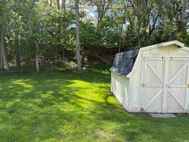 1104 Maxwell Avenue, Monticello, IN 47960