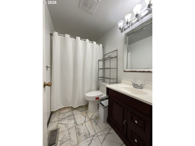 19305 Sw YORK St, Beaverton, OR 97003