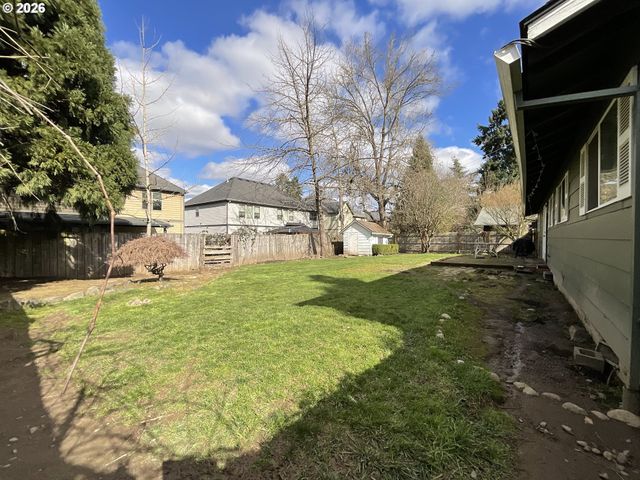 19305 Sw YORK St, Beaverton, OR 97003