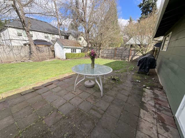 19305 Sw YORK St, Beaverton, OR 97003