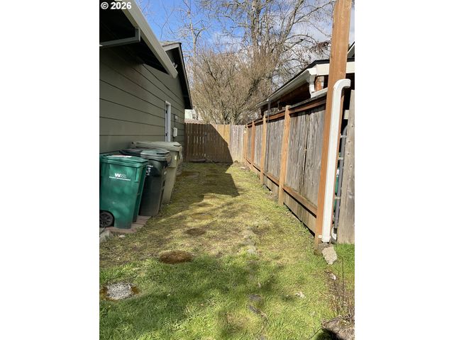 19305 Sw YORK St, Beaverton, OR 97003