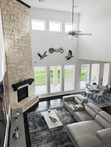 4007 Harmony Breeze Lane, Fulshear, TX 77441