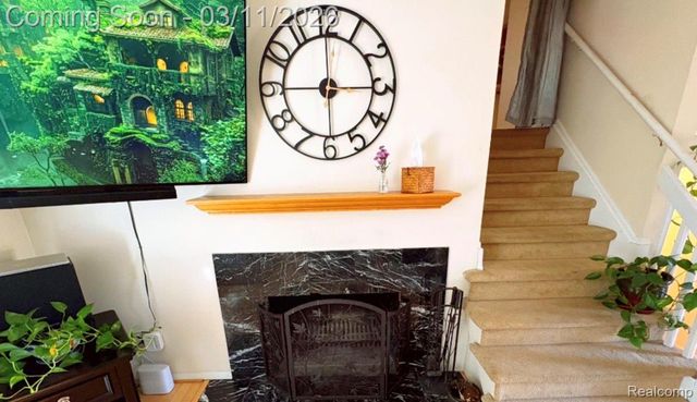 2740 Alveston Drive, Bloomfield Hills, MI 48304