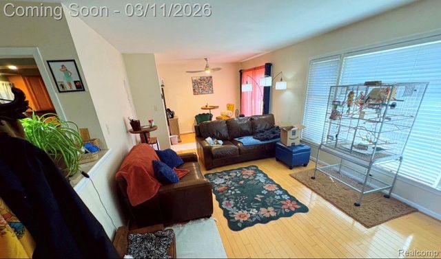 2740 Alveston Drive, Bloomfield Hills, MI 48304