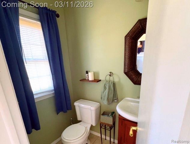 2740 Alveston Drive, Bloomfield Hills, MI 48304