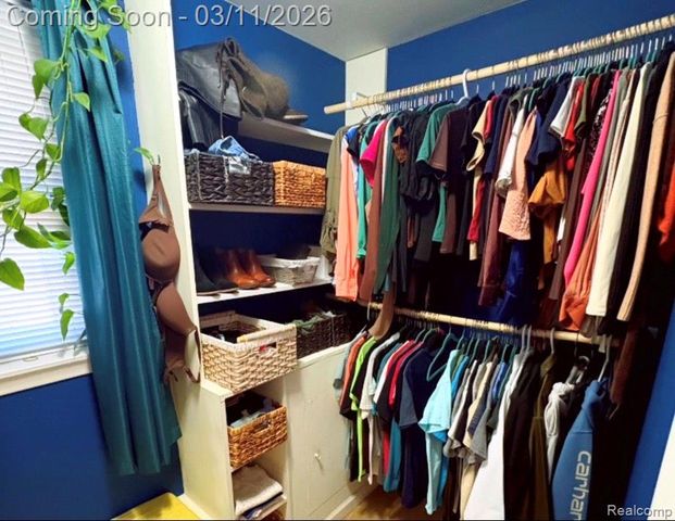 2740 Alveston Drive, Bloomfield Hills, MI 48304