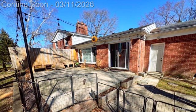 2740 Alveston Drive, Bloomfield Hills, MI 48304