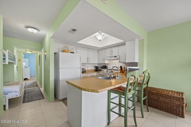 918 N New River Drive 314, Surf City, NC 28445