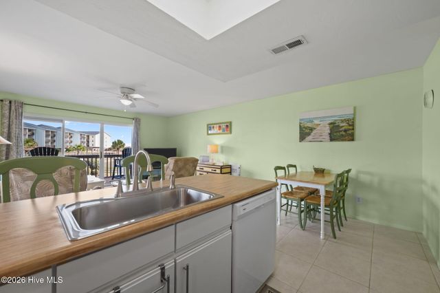 918 N New River Drive 314, Surf City, NC 28445